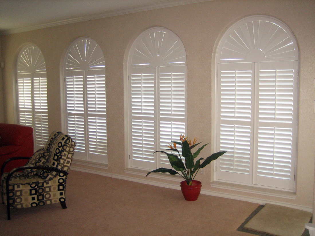 Edinburg, Texas Plantation Shutters A Solar Screen